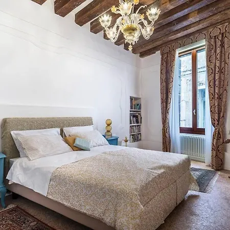 Cassiano Rialto Apartament