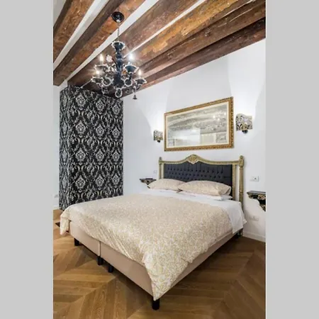 Cassiano Rialto Apartament